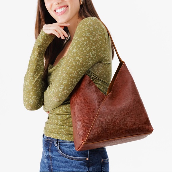 PORTLAND LEATHER GOODS NAOMI SHOULDER BAG-LARGE NUTMEG - Picture 2 of 9